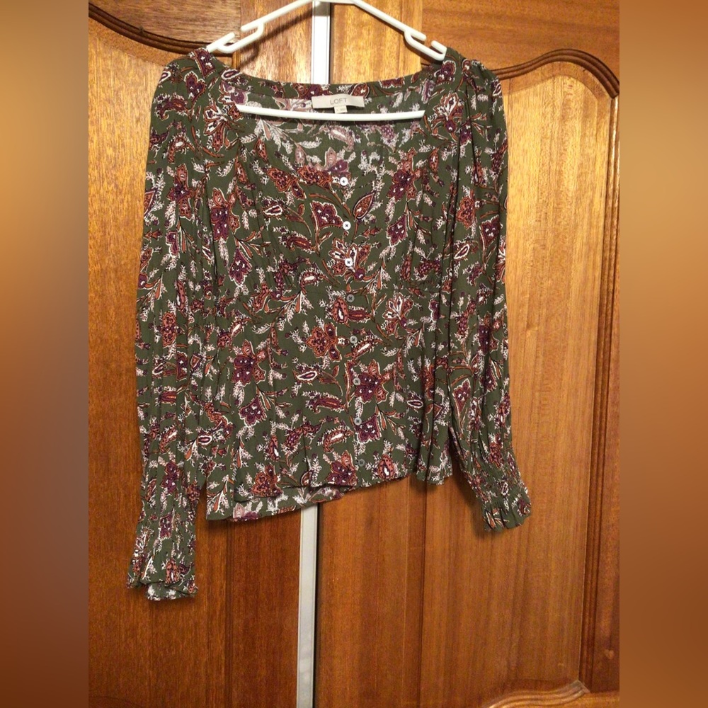 Beautiful summer floral blouse S